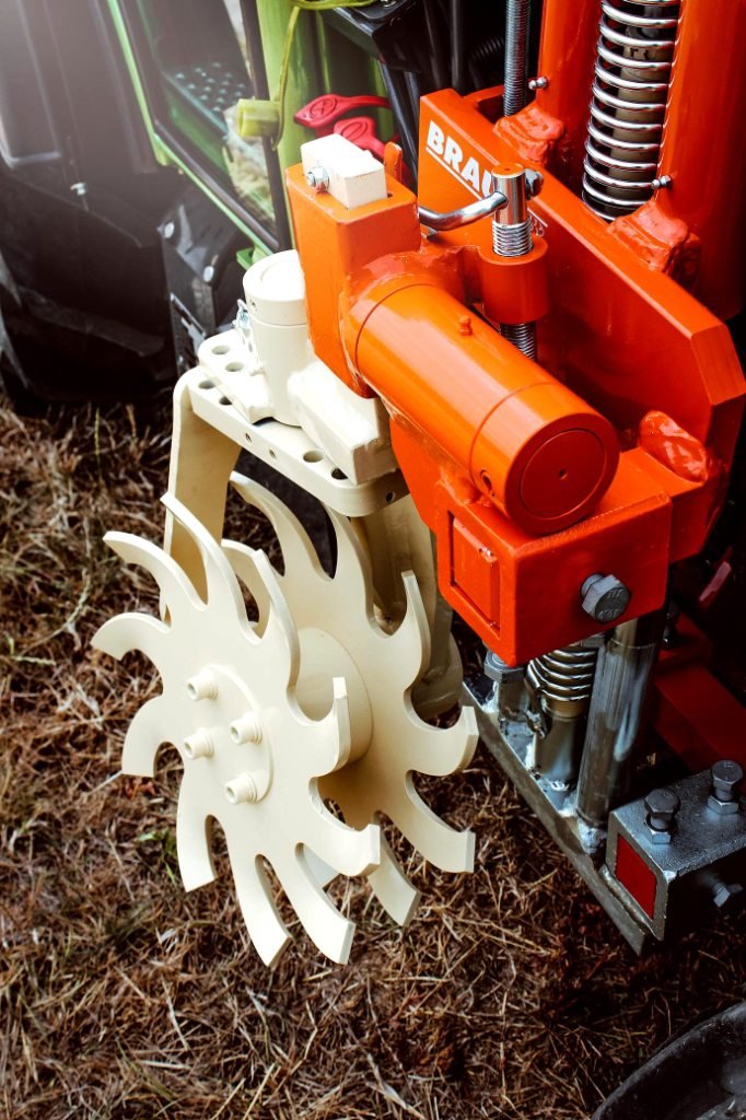 Rotacni_okopavacka_01---kopie