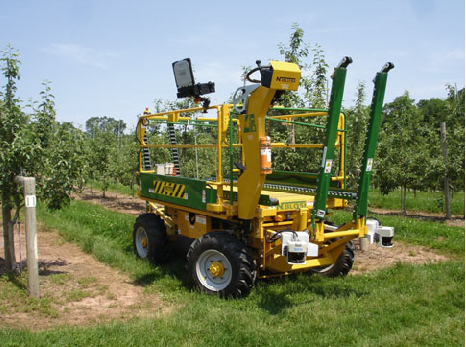 The-N-Blosi-orchard-agricultural-platform-converted-into-an-automated-orchard-vehicle-at The-N-Blosi-orchard-agricultural-platform-converted-into-an-automated-orchard-vehicle-at